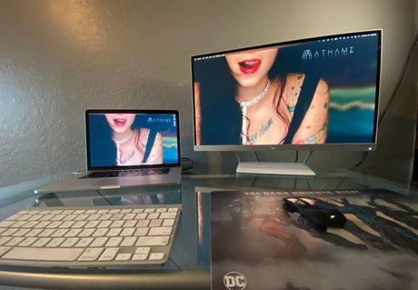 i am athame estrella porno caliente galería