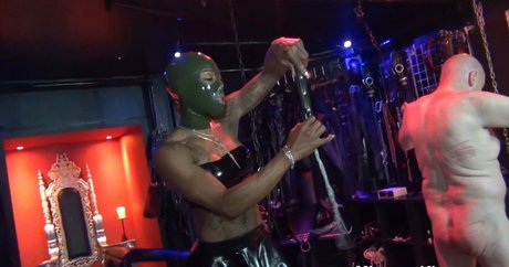 ebonykiana hermosa estrella archivo