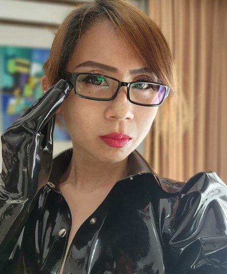 Aoi Kamogawa actriz libre galerías