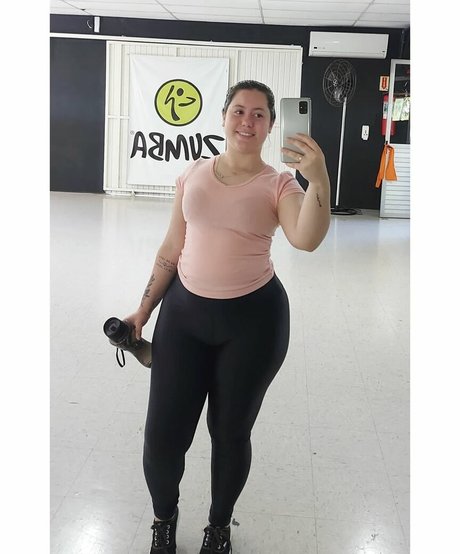 ketlim isaadc xxx estrella porno foto