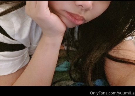 yuumii z modelo gratis imágenes