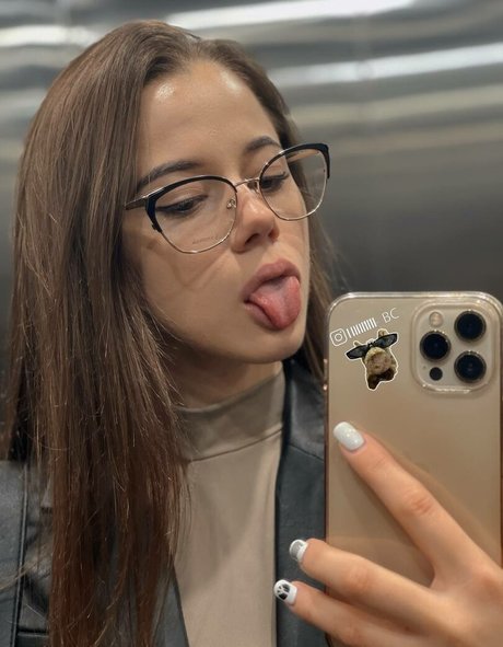 taanni modelo sexual fotos