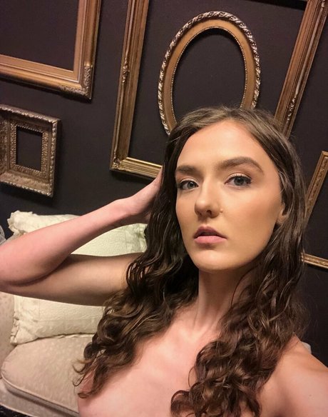 foxyopheliaa arte modelo imágenes