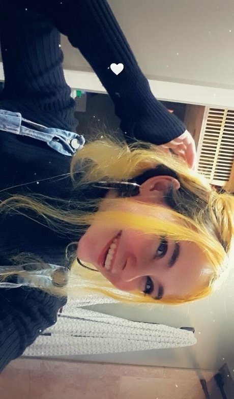 art1stdotz estrella adulta galería