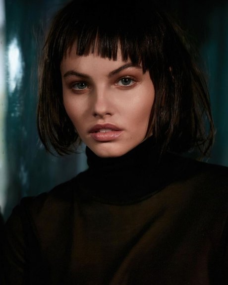 Thylane Blondeau modelo desnudo galerías