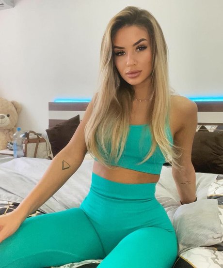 Biancabiiiib mejor estrella porno imágenes