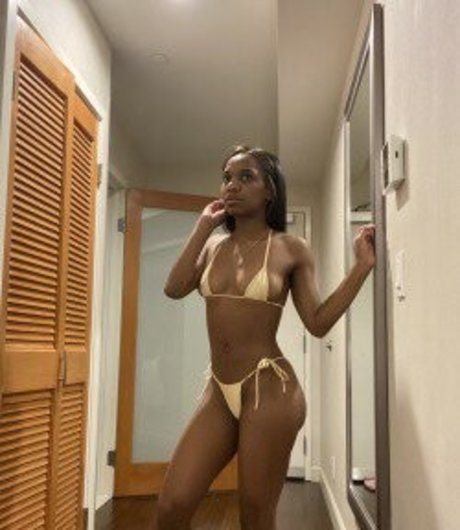 onlysstripper estrella de alta definición galerías