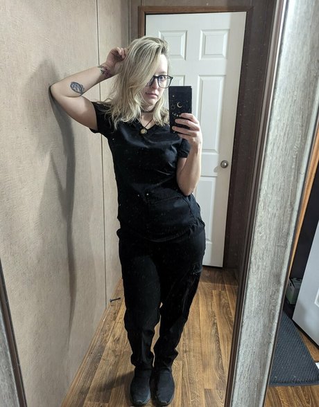 sexiiskylar modelo erótico fotos