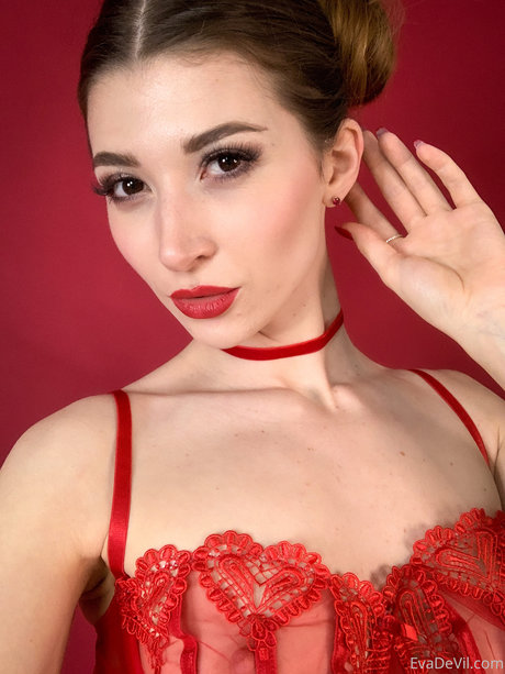 EvaDeVil sexo modelo fotos