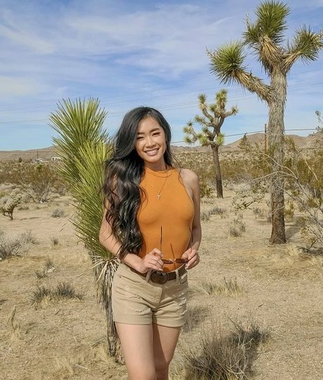 Elizabeth Tran bonita modelo imágenes