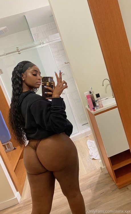 Minx XXX modelo desnudos imágenes