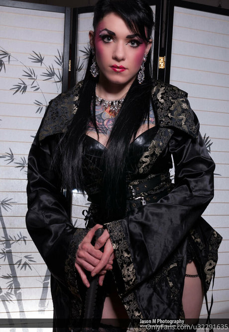 blownupdoll estrella porno hd fotos