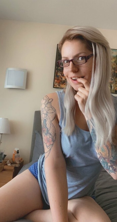 englishphoebe estrella xxx galerías