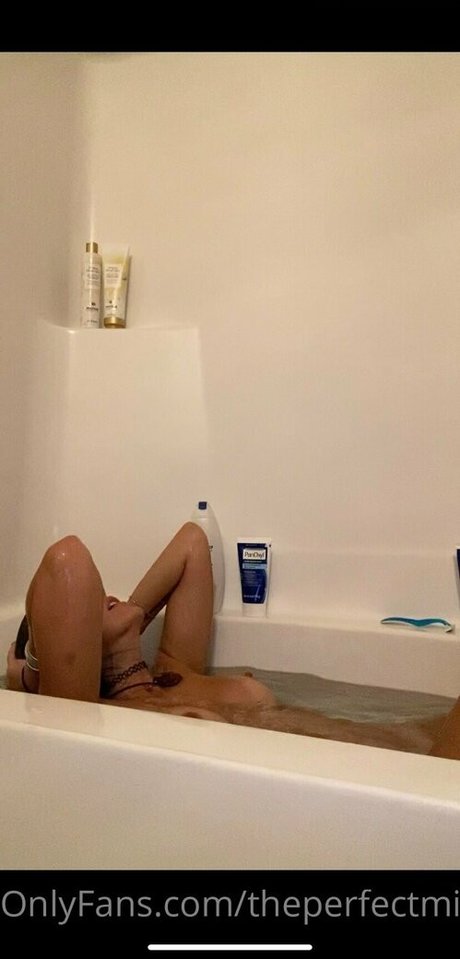 tatuajes de tetas grandes onlyfans sexo exclusivo recopilación