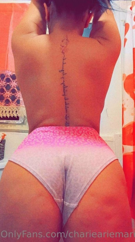 charieariemarie hermosa estrella galería