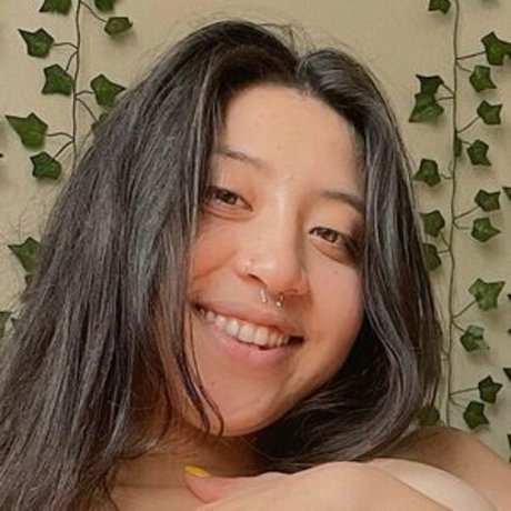 myramonafree modelo bonita imágenes