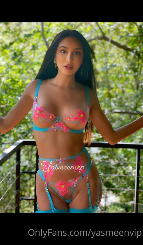 yasmeenvip arte modelo foto