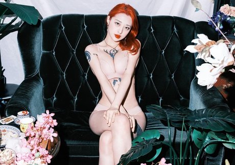 Seolhwa hermosa estrella archivo