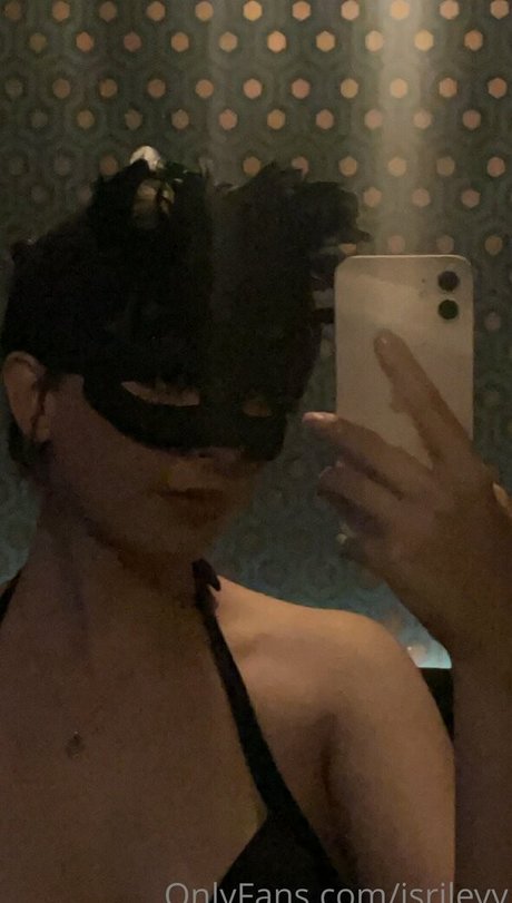 isrileyy estrella libre galería