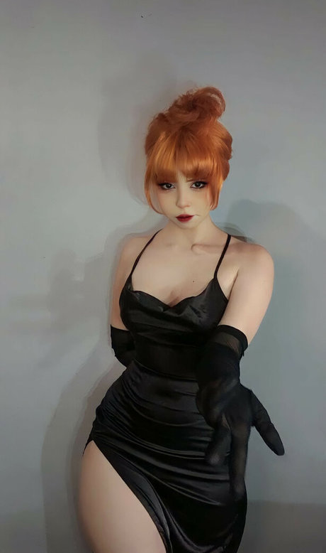 Janne S2 Vips estrella desnuda galería