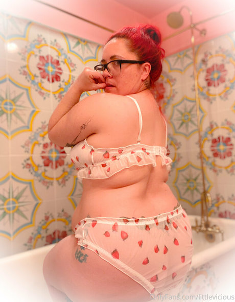 littlevicious hermosa estrella foto