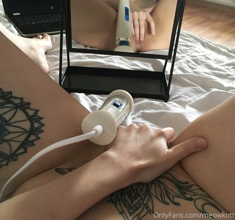 meowkott desnudos de estrellas porno imagen