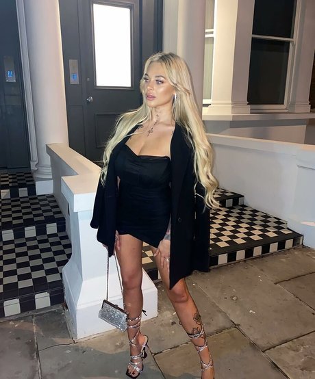 Andelika estrella porno de arte foto