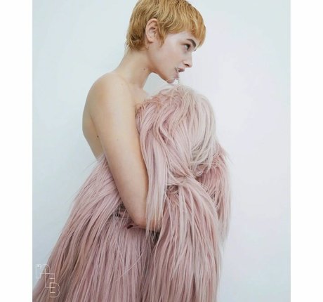 Esther McGregor modelo de alta calidad foto