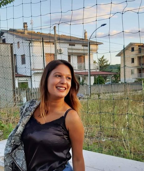 ileniatenaa actriz porno imágenes