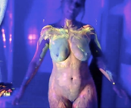 GoddessSupreme modelo atractivo imagen