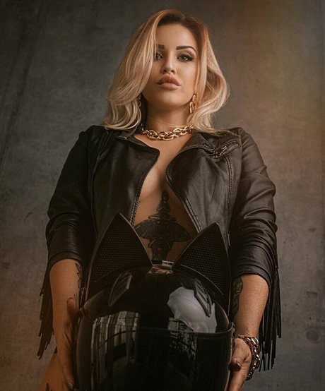 kellie mimi hermosa estrella galerías