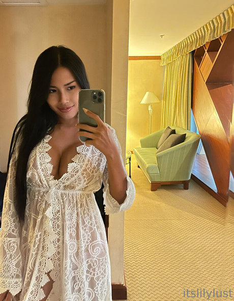 lillielust estrella porno erótica imágenes