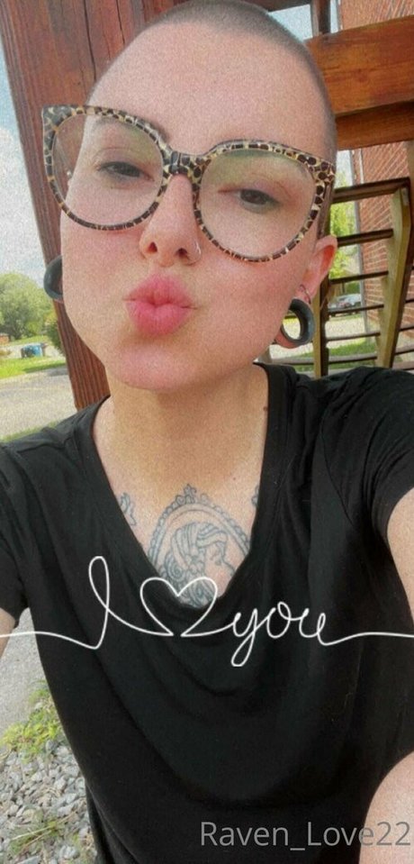 raven love22 modelo desnudo archivo