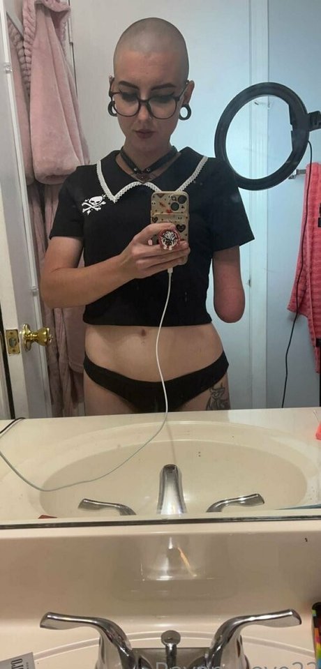 raven love22 estrella del arte imagen