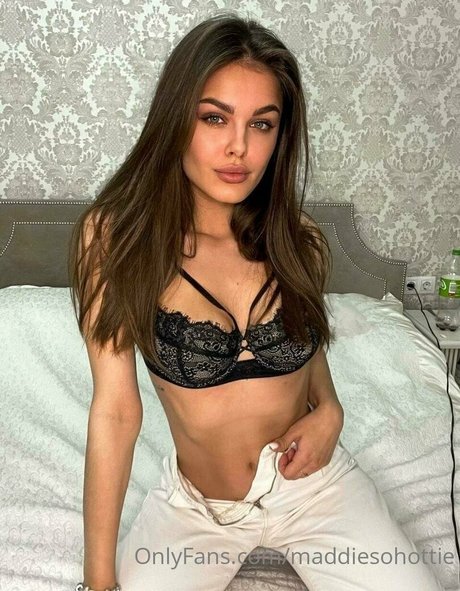 maddiesohottie hermosa modelo foto