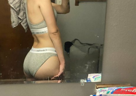 xa7xb2xi3 estrella porno erótica imágenes