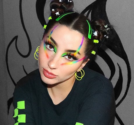 Vai Monroe actriz libre imágenes