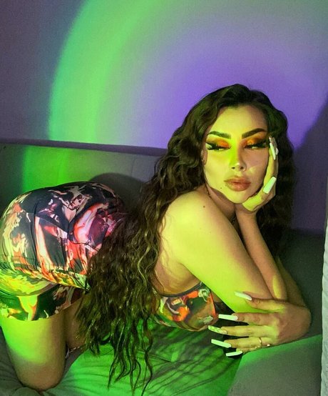 Vai Monroe desnudos estrella archivo