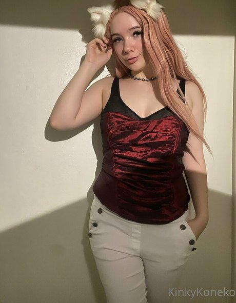 kinkykoneko69 estrella porno en alta definición galería