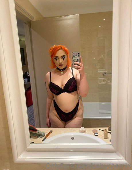 babycherriix estrella porno hermosa galería