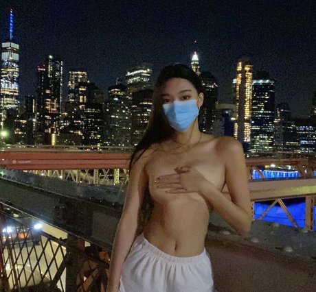 lilyy yk desnudos de estrellas galería