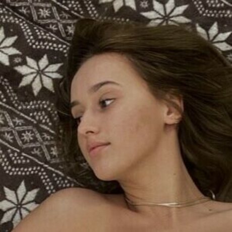 freshman19 estrella adulta galerías