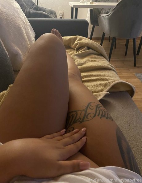 angybabyx actriz libre galería