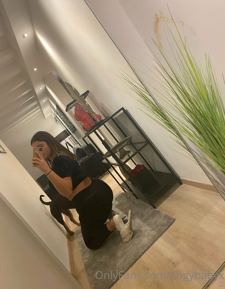 angybabyx modelo desnudos galerías