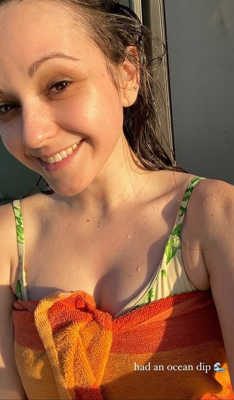 Silenced Hippie estrella exclusiva archivo