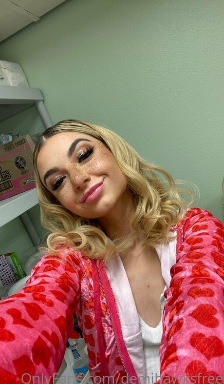 demihawksfree estrella superior imagen