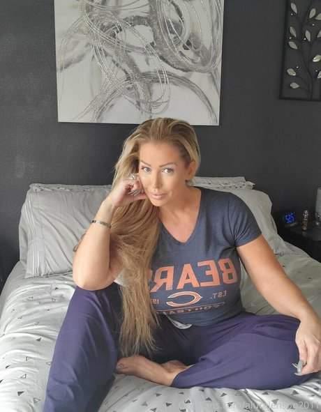 alurajenson2011 estrella porno caliente imagen