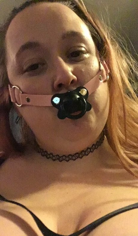 leahloolabelle modelo exclusivo imágenes