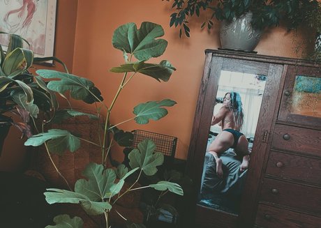 Megan Canell desnudos de estrellas imagen