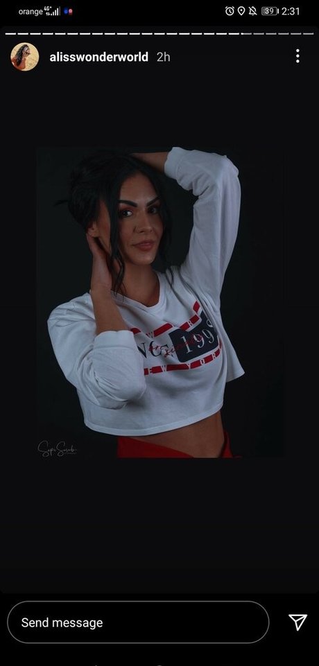 Alessyanadine sexo estrella archivo